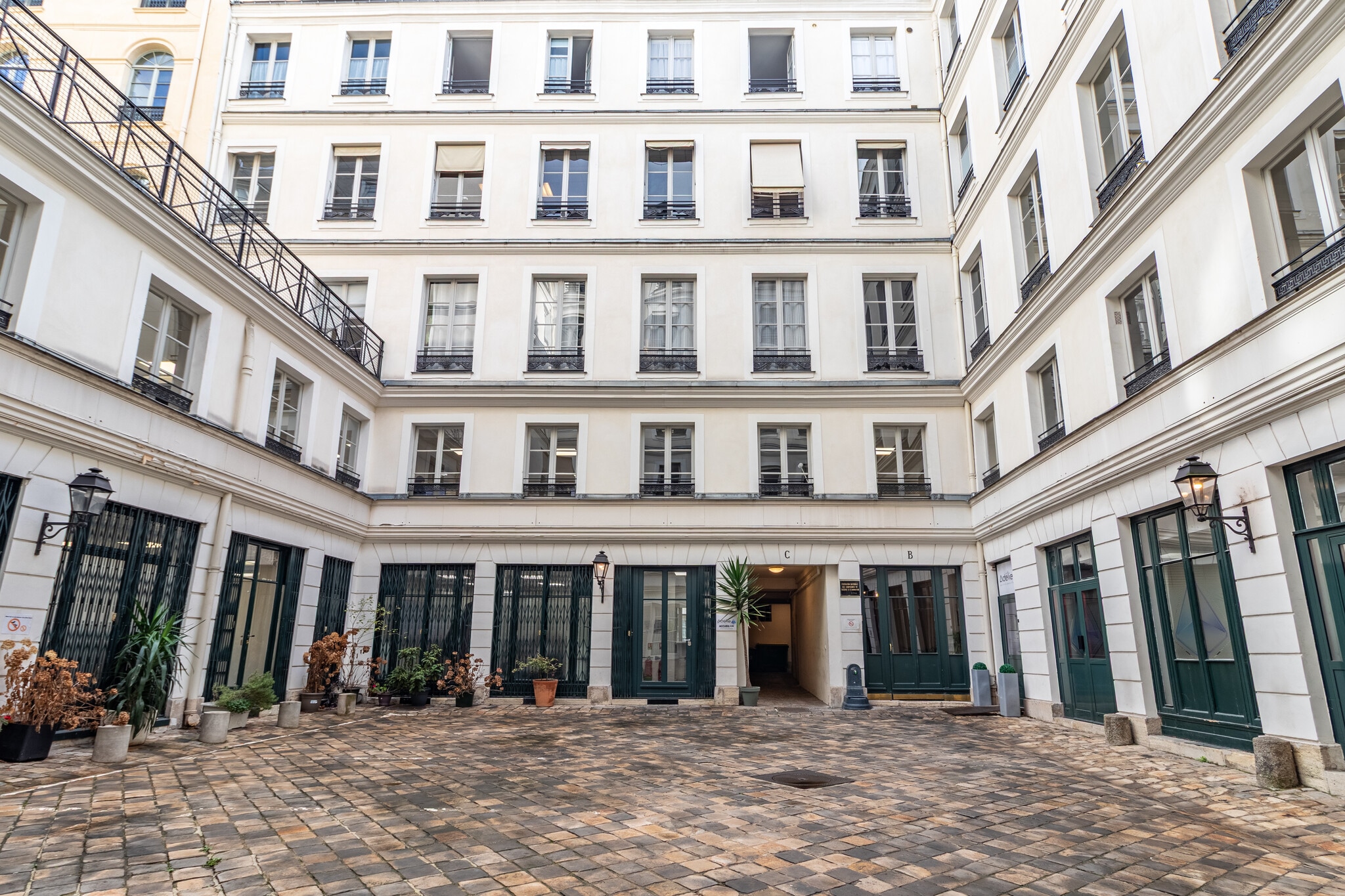 12 Rue De La Chaussee D'Antin, Paris for lease Building Photo- Image 1 of 7