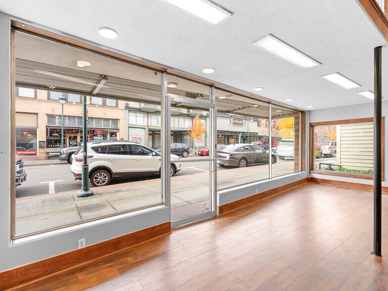 2017 Main St, Forest Grove, OR à louer - Photo du bâtiment - Image 2 de 18