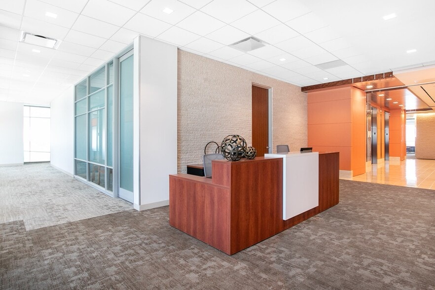 5851 Legacy Cir, Plano, TX for lease - Interior Photo - Image 3 of 9