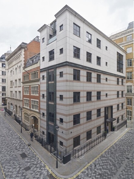 2 Babmaes St, London for lease - Building Photo - Image 1 of 26