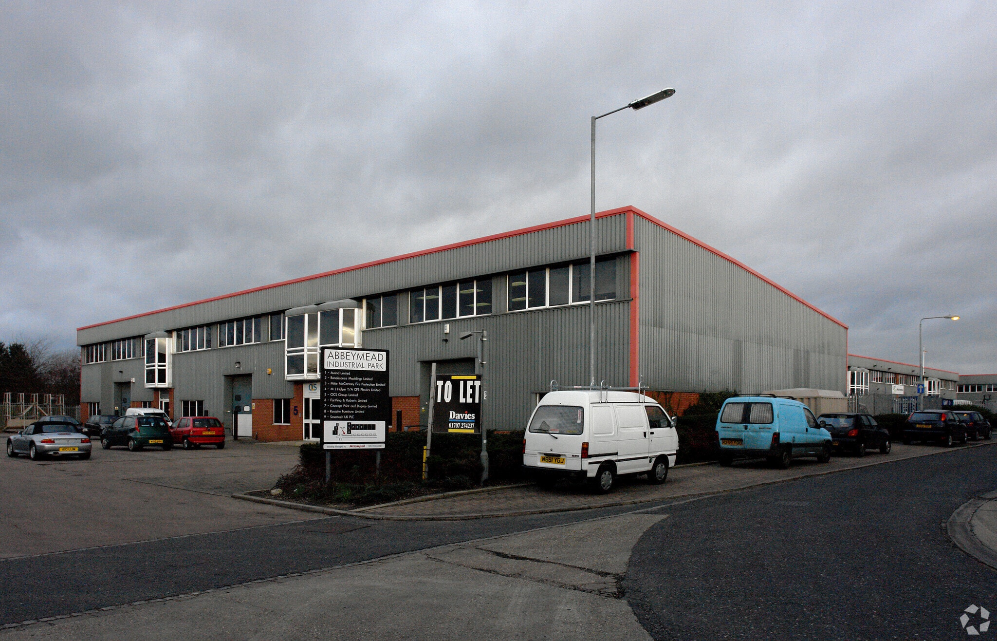 Brooker Rd, Waltham Abbey for lease Primary Photo- Image 1 of 4