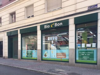 Plus de détails pour Calle de Alcalá, 186, Madrid - Commerce de détail à louer