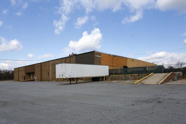 More details for 15 Royal Dr, Forest Park, GA - Industrial for Lease