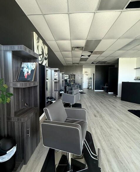 25241-25251 Eureka Rd, Taylor, MI à louer - Photo du bâtiment - Image 3 de 21