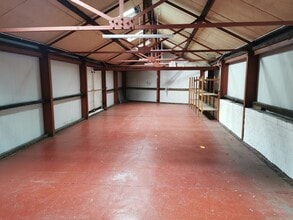 Mill Ln, Leeds for lease Interior Photo- Image 2 of 6