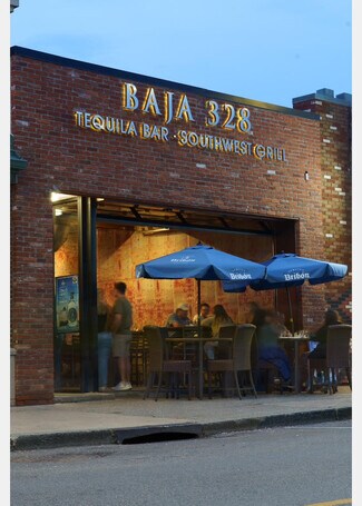 Plus de détails pour 328 Main St, Beacon, NY - Commerce de détail à louer