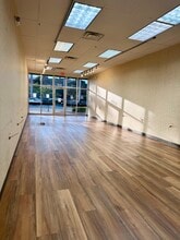 18355 NW 57th Ave, Miami Gardens, FL à louer Photo intérieure- Image 1 de 5