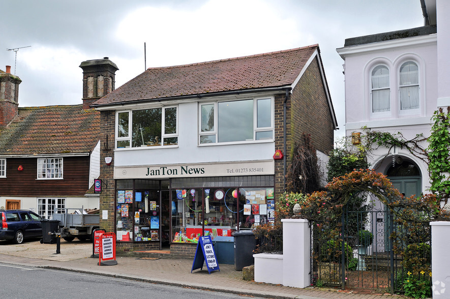 46 High St, Hassocks for lease - Building Photo - Image 3 of 3