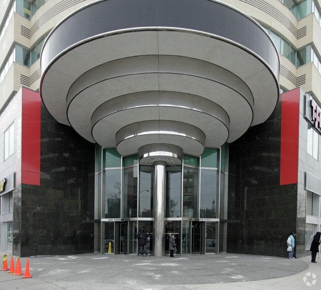 1 Fordham Plz, Bronx, NY for lease - Building Photo - Image 3 of 5
