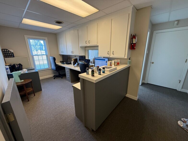 2639 Sunset Ave, Rocky Mount, NC à louer - Photo du bâtiment - Image 3 de 5