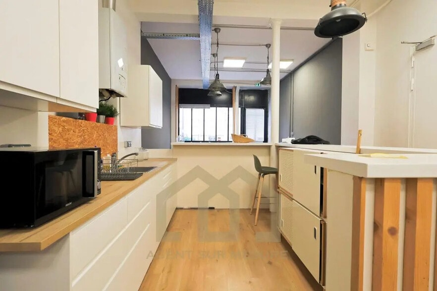 2 Rue Lacharrière, Paris for lease - Building Photo - Image 3 of 26