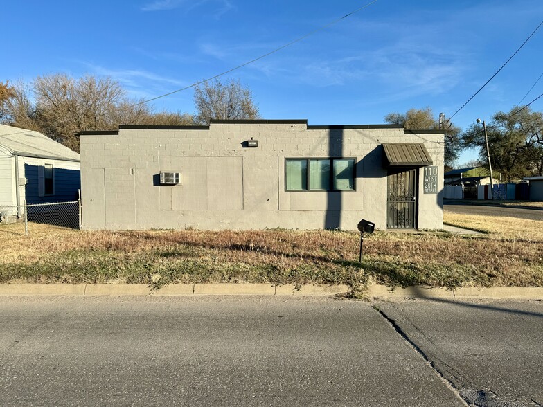 110 W 29th St N, Wichita, KS for lease - Building Photo - Image 2 of 6