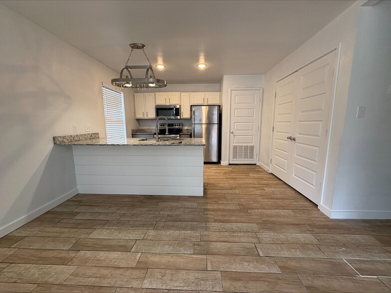 1621 S Q St, Fort Smith, AR for sale - Building Photo - Image 2 of 14