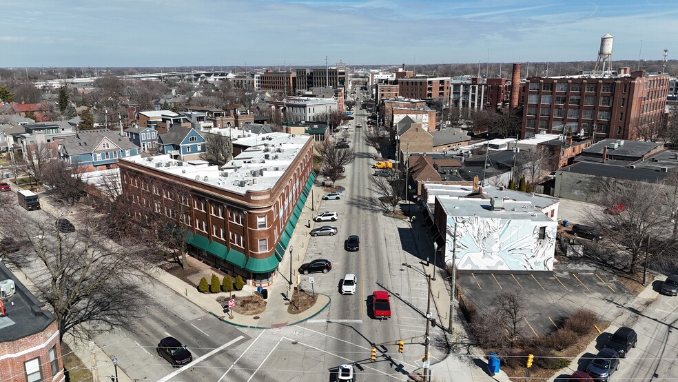 600-615 N Massachusetts Ave, Indianapolis, IN for lease - Building Photo - Image 2 of 8