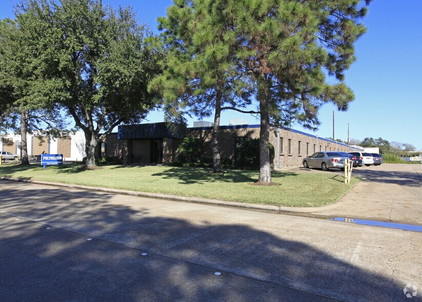 10626 Kinghurst St, Houston, TX à vendre - Photo du bâtiment - Image 2 de 9