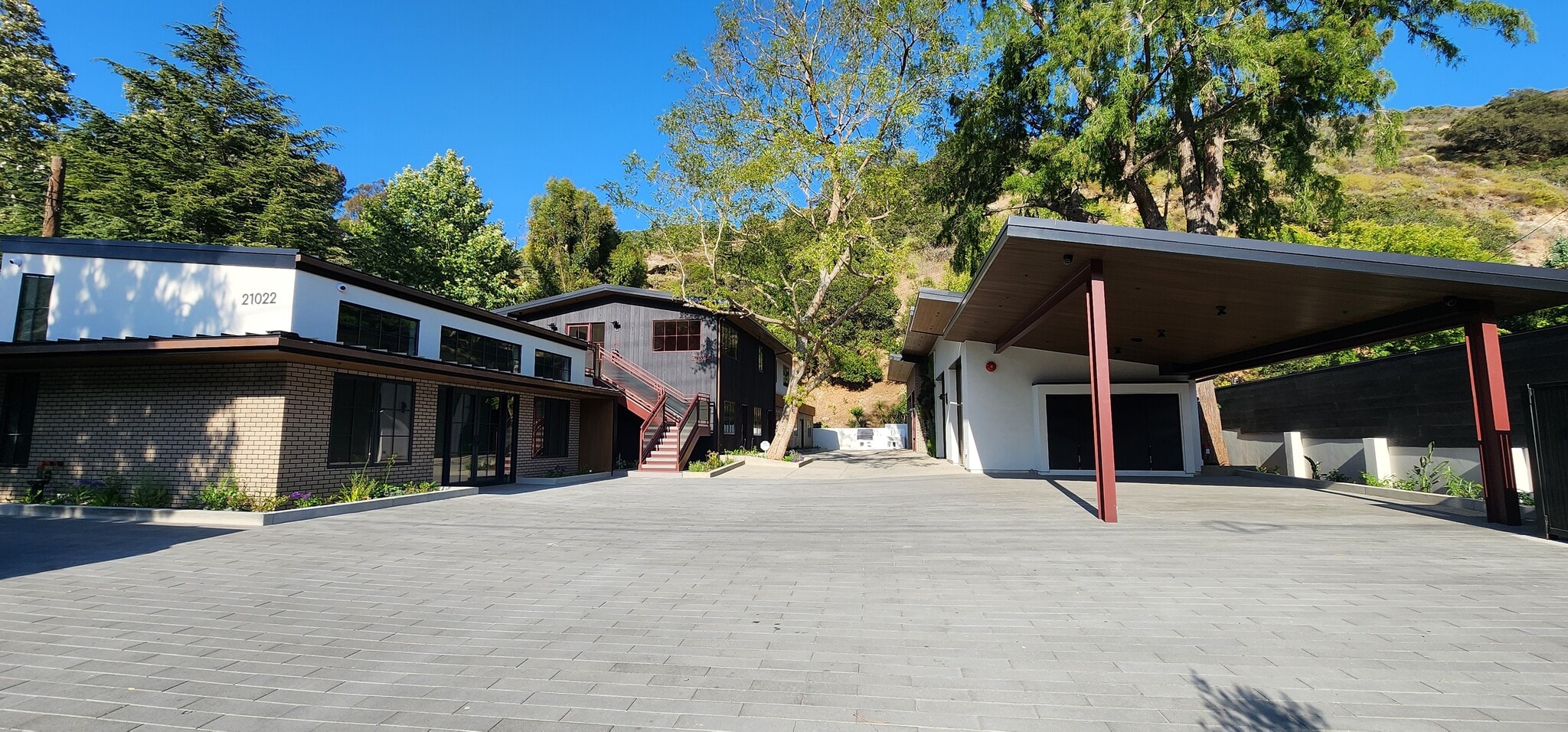 21024 Laguna Canyon Rd, Laguna Beach, CA for lease Building Photo- Image 1 of 2