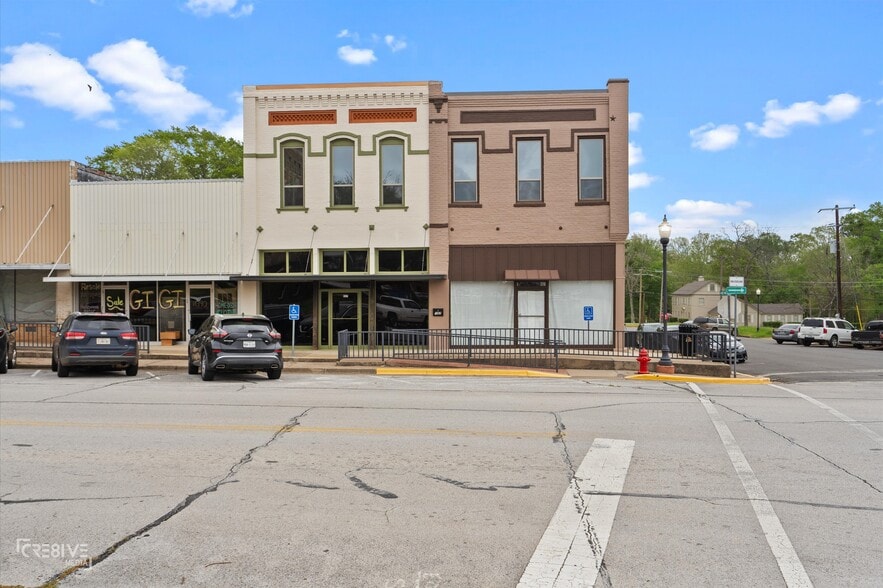 157 S Henderson St, Rusk, TX for sale - Building Photo - Image 2 of 17