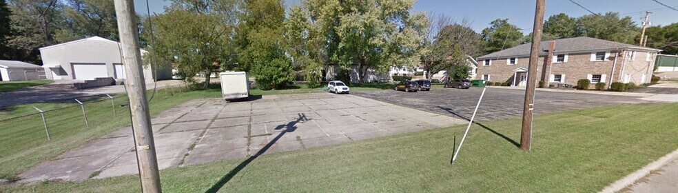 2050 S Arlington Rd, Akron, OH à vendre - Photo du bâtiment - Image 3 de 4