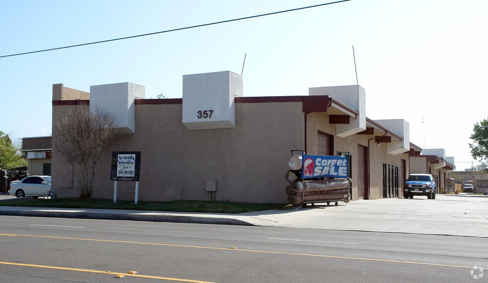357 S Arrowhead Ave, San Bernardino, CA à louer - Photo principale - Image 1 de 10