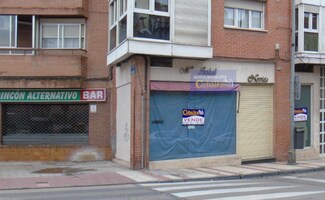 Plus de détails pour Multi-résidentiel à vendre