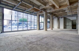 410 W 7th St, Los Angeles, CA à louer Photo intérieure- Image 2 de 3