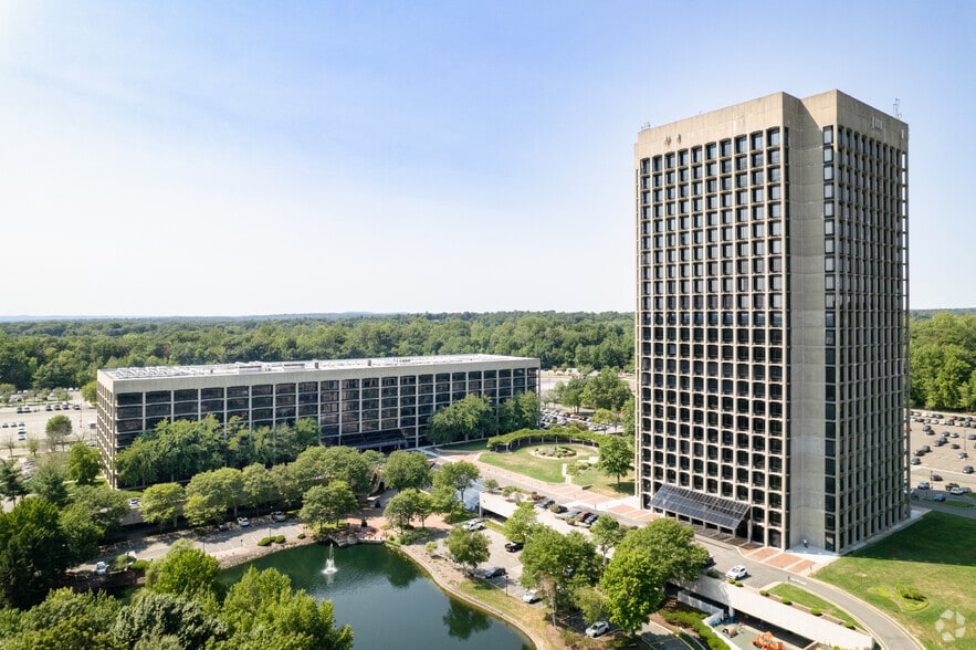 1 Blue Hill Plz, Pearl River, NY for lease - Building Photo - Image 1 of 28