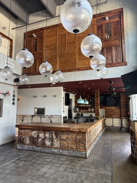 602 Ala Moana Blvd, Honolulu, HI for lease - Building Photo - Image 2 of 5