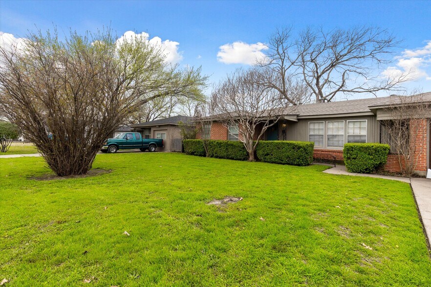 4016 Acacia St, Fort Worth, TX à vendre - Photo principale - Image 1 de 17