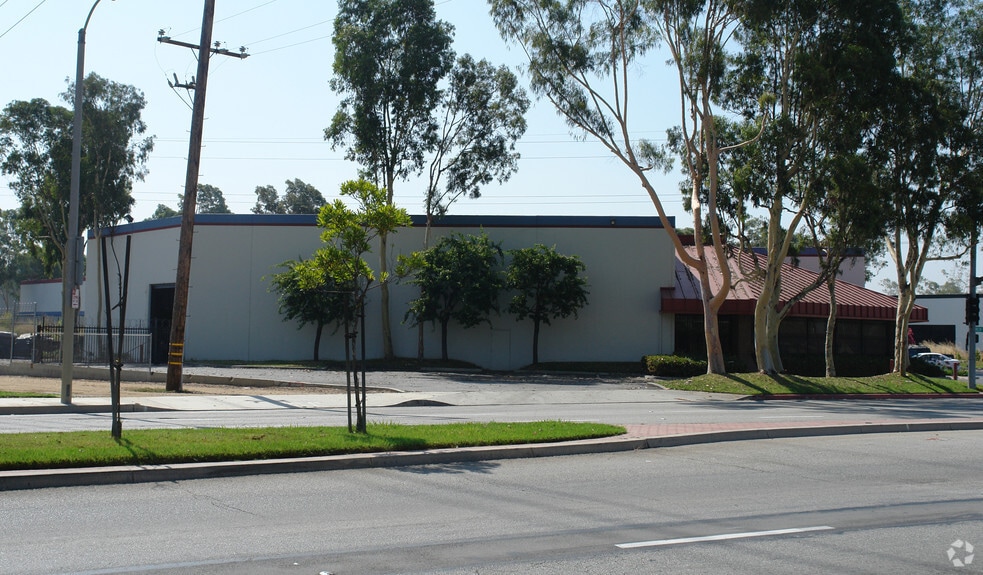 16830 Avalon Blvd, Carson, CA for lease - Building Photo - Image 2 of 2
