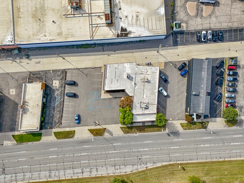 24825 Michigan Ave, Dearborn, MI for lease - Building Photo - Image 3 of 55