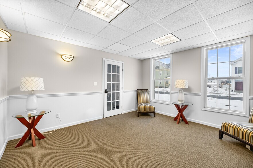 217 N Washington St, Rome, NY à louer - Photo du bâtiment - Image 2 de 27