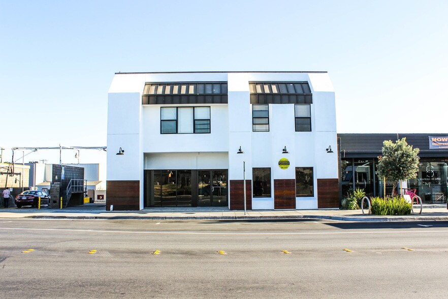 555 Broadway Ave, Seaside, CA à louer - Photo du bâtiment - Image 3 de 13