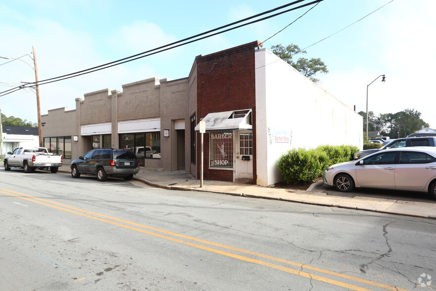 208 Mckoy St, Clinton, NC for sale - Primary Photo - Image 1 of 1