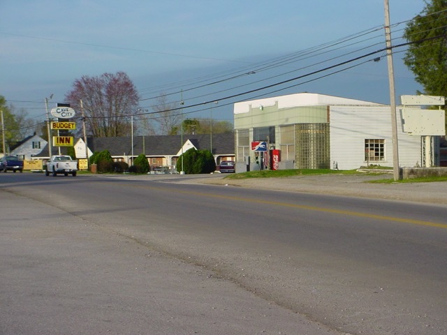 411 N Dixie Hwy, Cave City, KY for sale Primary Photo- Image 1 of 1