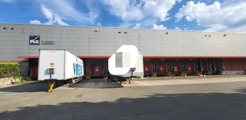 5 Avenue Johannes Gutenberg, Maurepas for lease Building Photo- Image 1 of 5