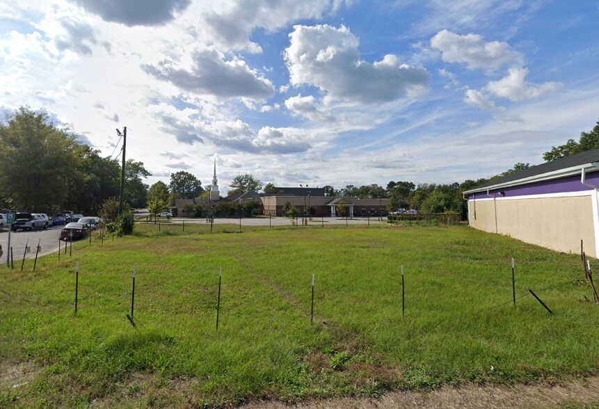 1901 Two Notch Rd, Columbia, SC for sale - Building Photo - Image 2 of 3