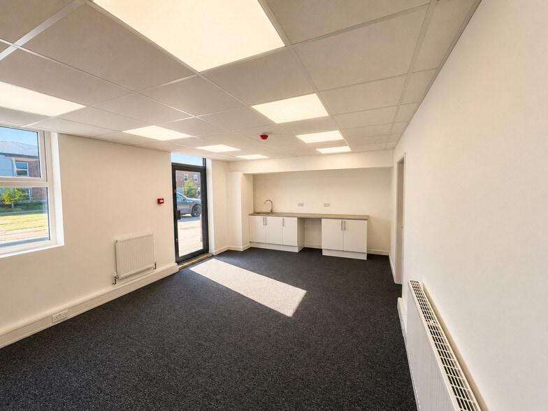 124-24 Electric Ave, Birmingham for lease - Building Photo - Image 3 of 15