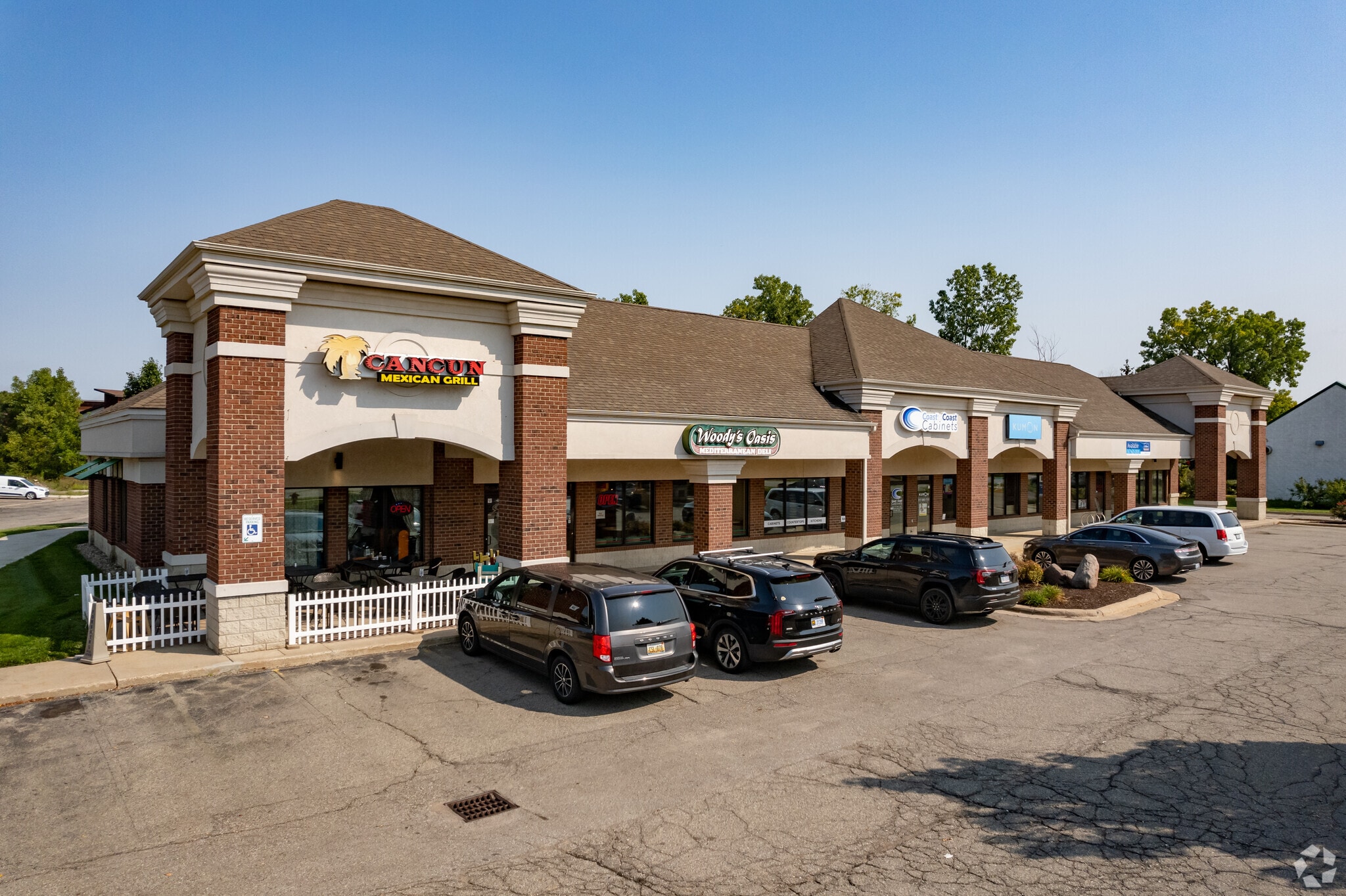 2398 Jolly Rd, Okemos, MI for lease Primary Photo- Image 1 of 5