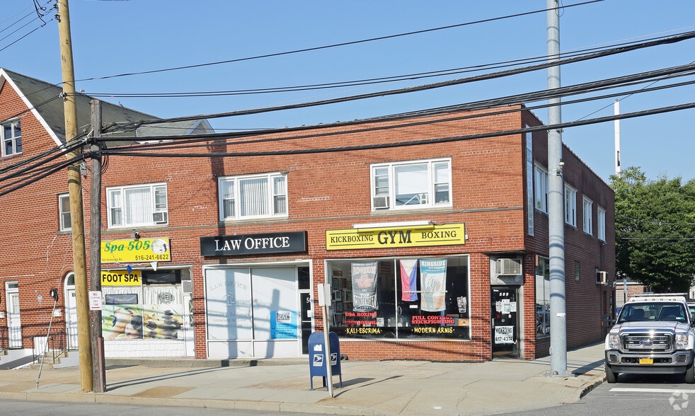501-509 Hicksville Rd, Massapequa, NY for lease - Building Photo - Image 2 of 7
