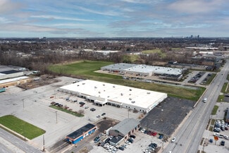 Plus de détails pour 100 N Byrne Rd, Toledo, OH - Flex à vendre