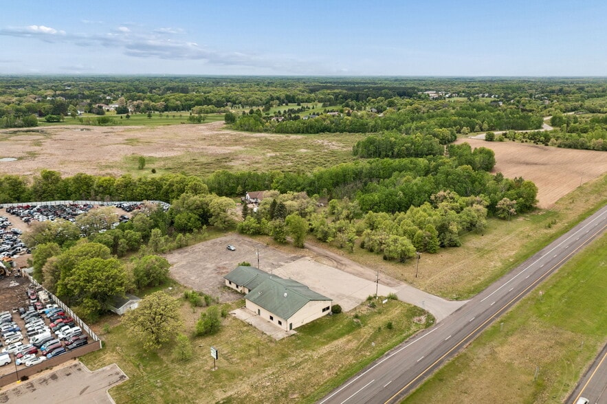 20454 Highway 65 NE, East Bethel, MN for lease - Building Photo - Image 3 of 7