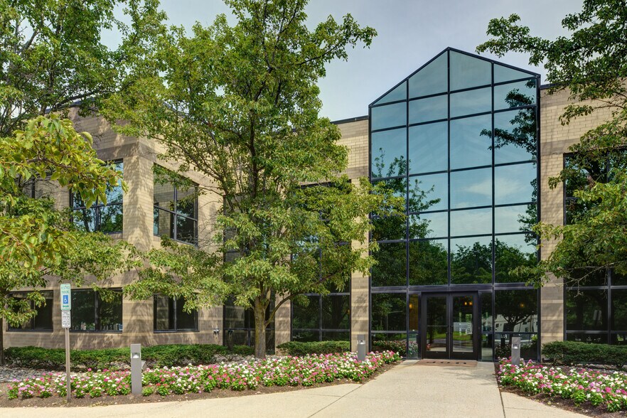 3705 Quakerbridge Rd, Hamilton, NJ à louer - Photo du bâtiment - Image 1 de 1