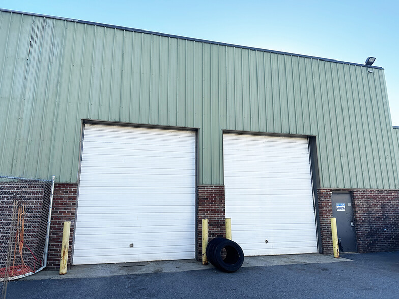 15 Bradco St, Keene, NH for lease - Building Photo - Image 3 of 8