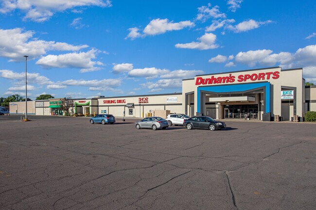 Plus de détails pour 308 S State St, Fairmont, MN - Plusieurs types d'espaces à louer