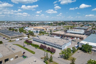 3016 21st St NE, Calgary, AB - Aerial map view - Image1