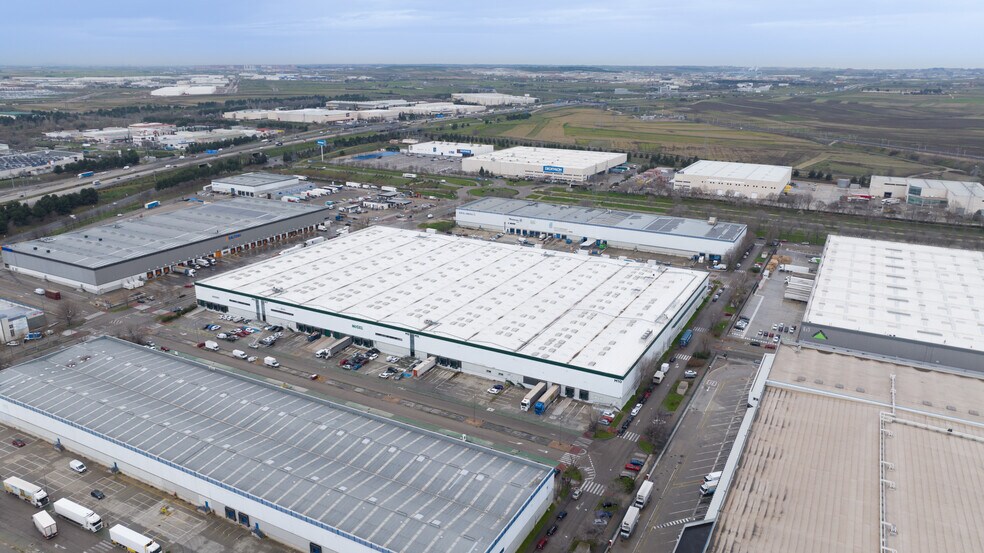 Calle Río Zújar, 1, Getafe, Madrid à louer - Photo du bâtiment - Image 2 de 6