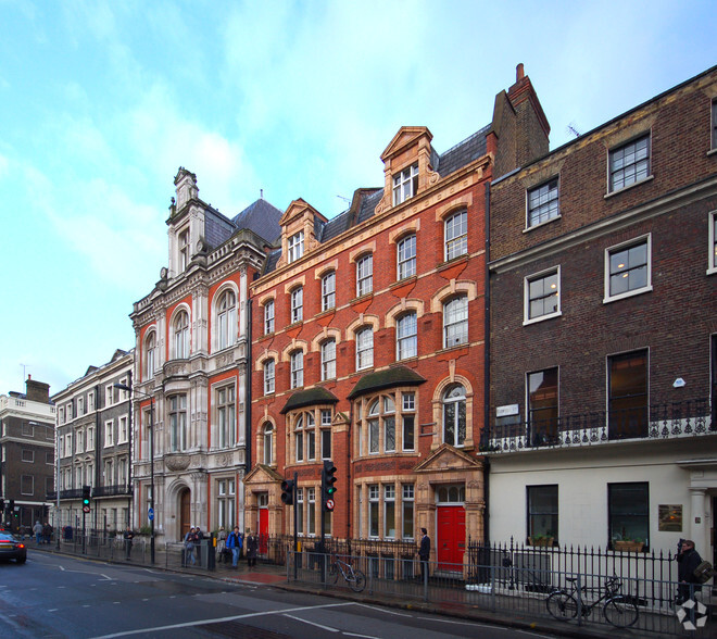 4 Bloomsbury Sq, London for lease - Primary Photo - Image 1 of 3