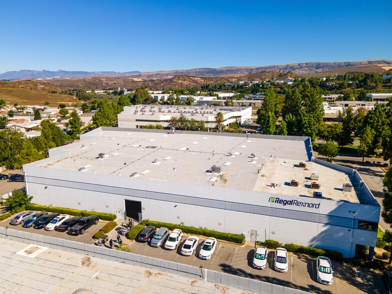 2255 Union Pl, Simi Valley, CA for lease - Building Photo - Image 3 of 12