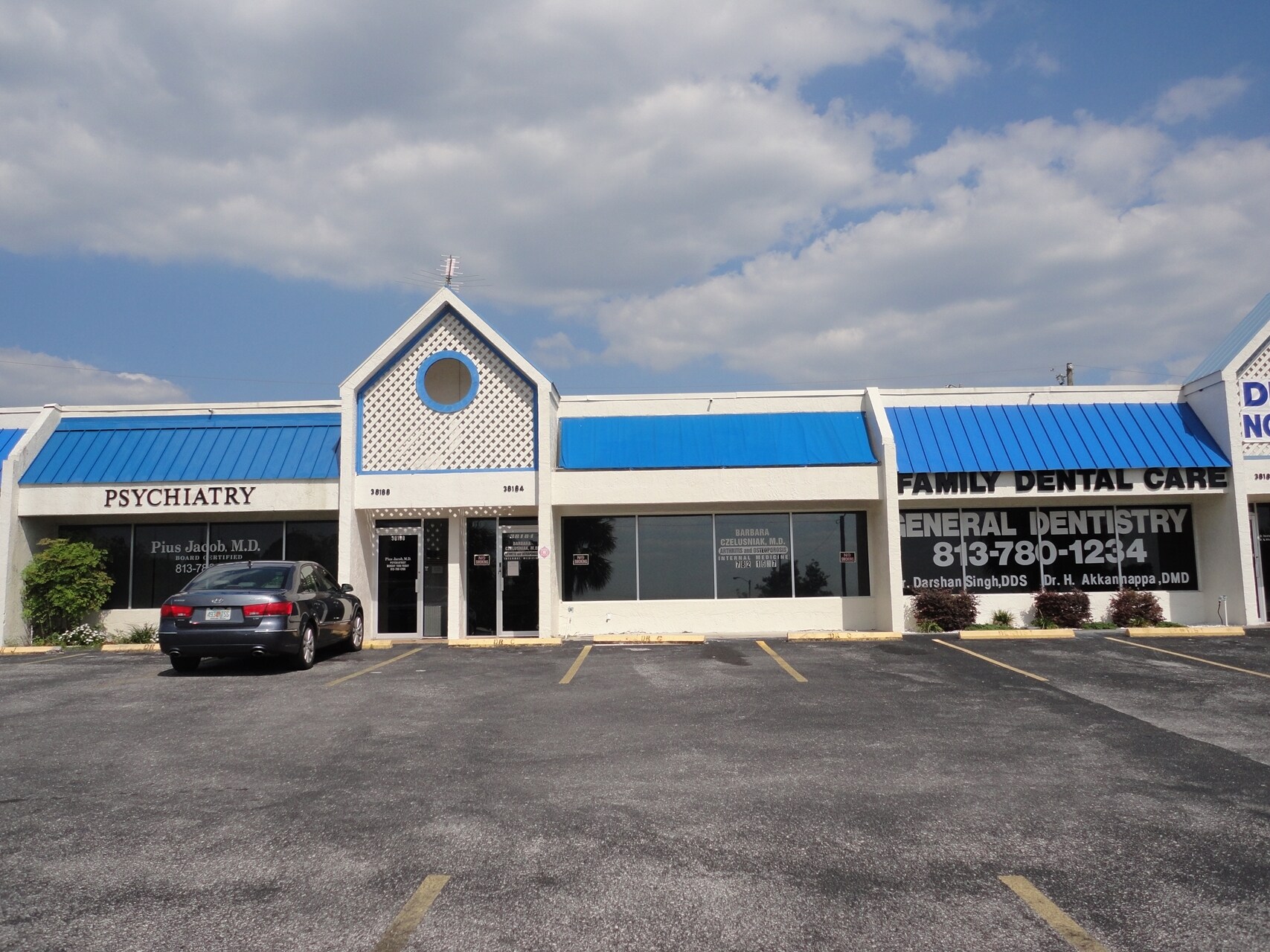 38184 Medical Center Ave, Zephyrhills, FL à louer Photo principale- Image 1 de 9