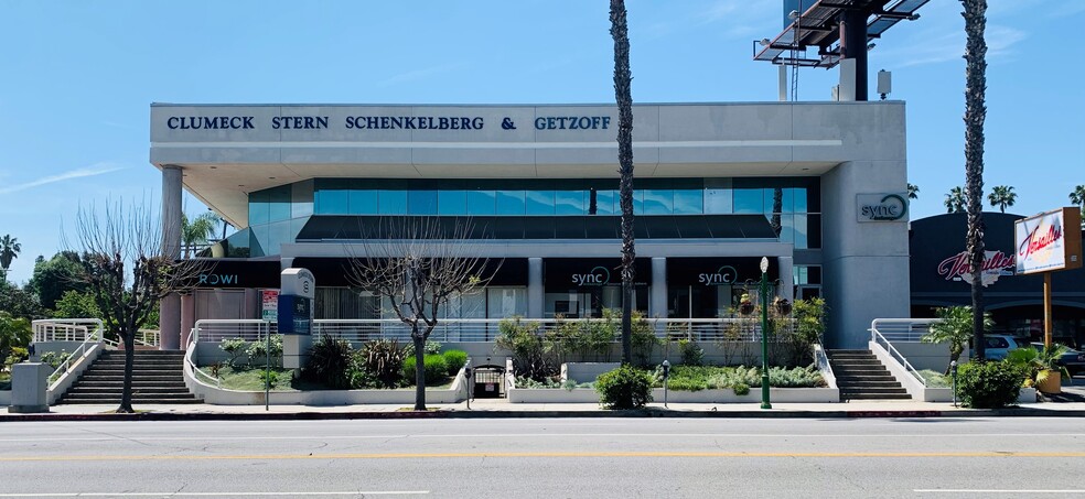 17404 Ventura Blvd, Encino, CA for lease - Building Photo - Image 1 of 5